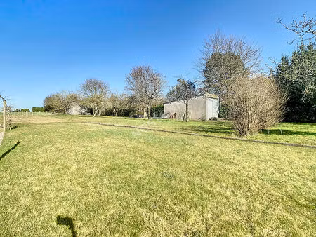 merveilleux terrain constructible sur la commune de saint germain sur moine en plein bourg