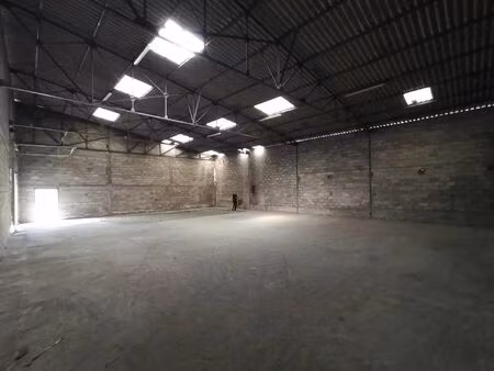 location local industriel 300 m² à brive-la-gaillarde (19100)