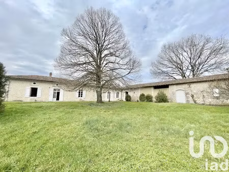 vente maison 10 pièces 285 m² à chepniers (17210)  444 000 €