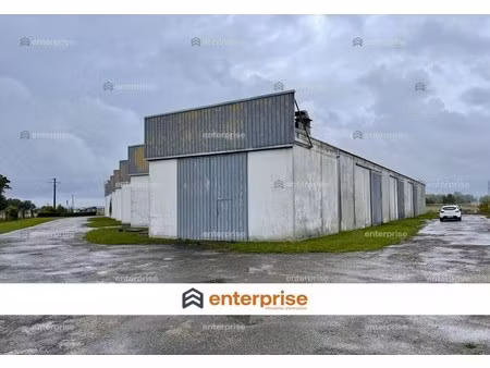 location local commercial