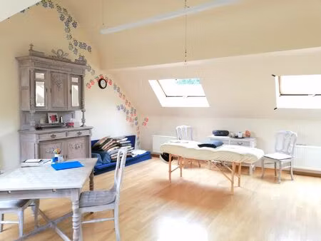 bureaux à louer à la place 16 chaumont-gistoux (vbc45243)