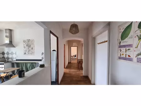 location meublée appartement 3 pièces 77 m² à corte (20250)  800 €