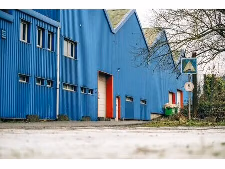 hall industriel disponible à seraing de 1.004 m²