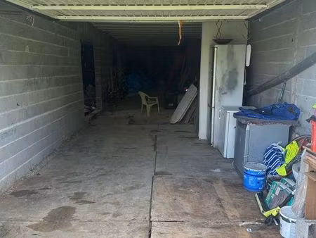 location garage de stockage - idéal pour stockage ou stationnement ( proche de castelnauda