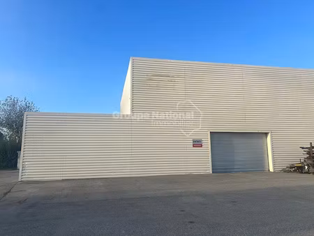 location locaux professionnels 0 pièces 300 m² à orange (84100)  2 500 €