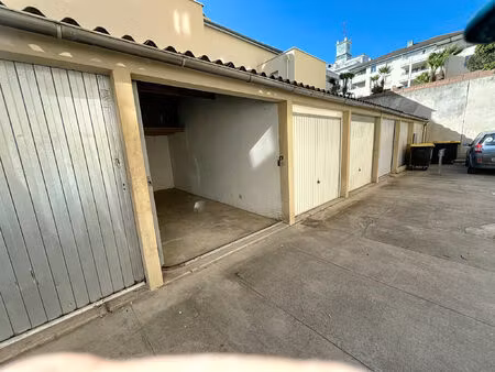 vente garage 13 m² cannes (06400)