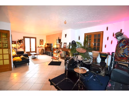 appartement 86m² à brou sur chantereine