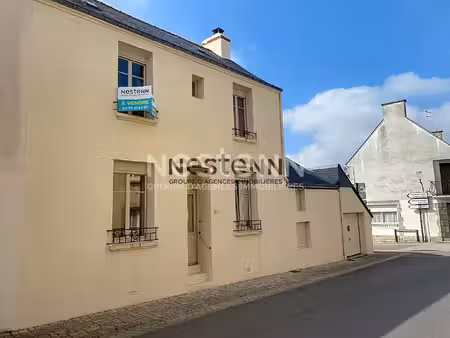 maison de bourg à vendre en hyper centre de noyal muzillac