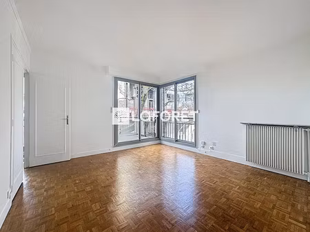 location appartement 2 pièces 42.18 m² à bourg-la-reine (92340)  1 094 €