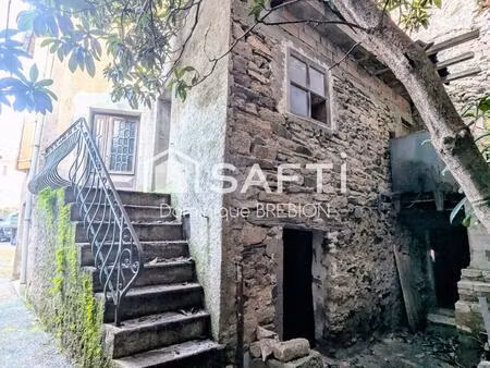 maison de village 5 pièces  toit terrasse  3 caves