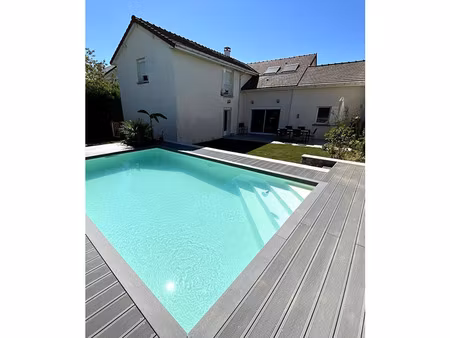 maison/villa de qualité à villiers le bacle