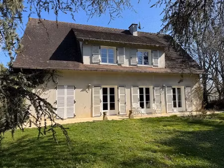 vente maison 6 pièces 215 m² à montmorillon (86500)  265 000 €