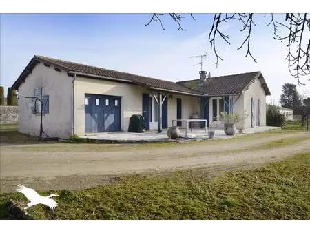 vente maison 5 pièces 108 m² à foussignac (16200)  213 000 €