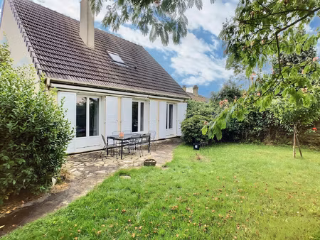 maison de 113 m2  3 chambres dont 1 de plain pied - terrain