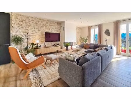 prestigieuse maison en vente uzès  france