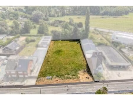 prachtig perceel van 8a27 voor een halfopen bebouwing