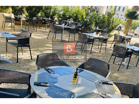 restaurant/hotel a renover a vendre