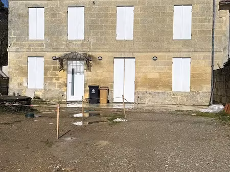 vente maison 6 pièces 206 m² à samonac (33710)  219 000 €