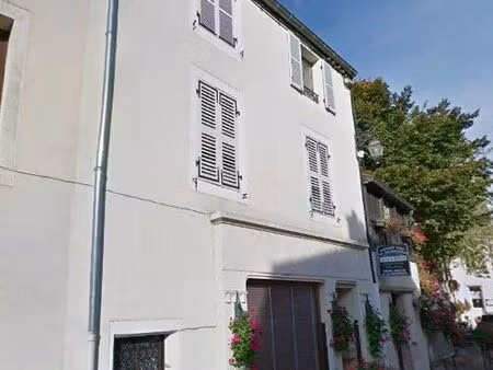 location commerce 2 pièces 80 m² à gevrey-chambertin (21220)