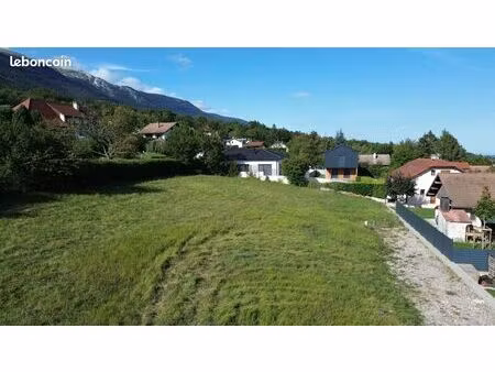 terrain 550 m² saint-jean-de-gonville