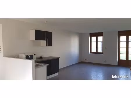 maison 10 pièces 220 m²