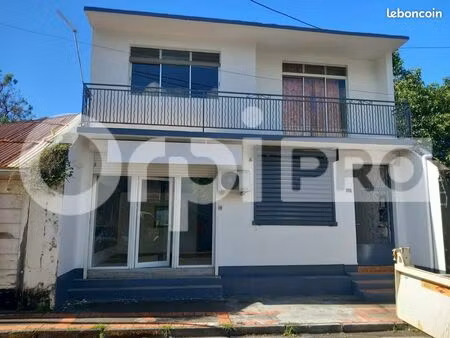 local commercial 44 m²