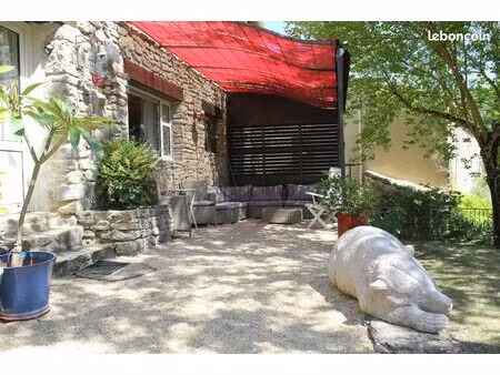 maison 9 pièces 185 m²