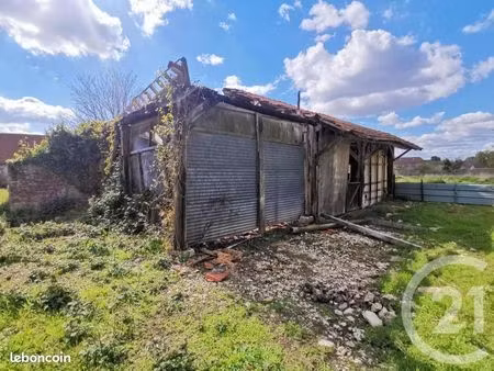 maison 1 pièce 120 m²