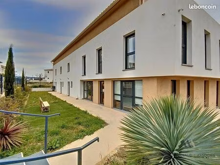 bureaux 89 m² saint cyr sur mer