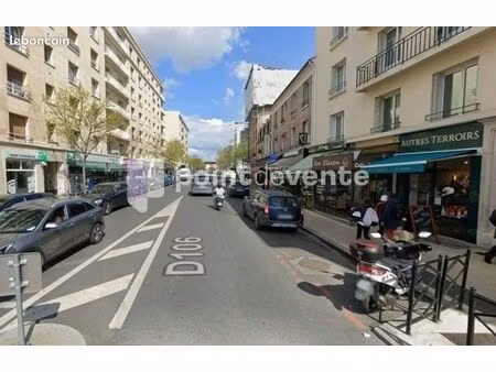 commerce beauté/coiffure 32 m²