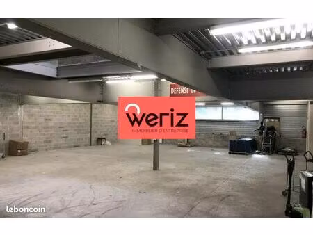 local industriel 900 m²