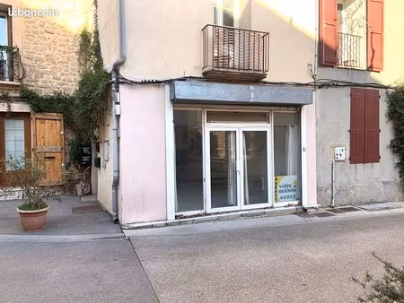 local commercial 69 m² trets