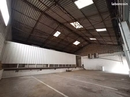 entrepôt 510 m² panazol