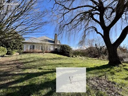 propriété 6 pièces 108 m²