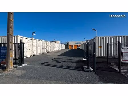 box de stockage à bressuire - en intérieur ou en extérieur - box à louer - garde meuble