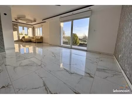 propriété 6 pièces 183 m²