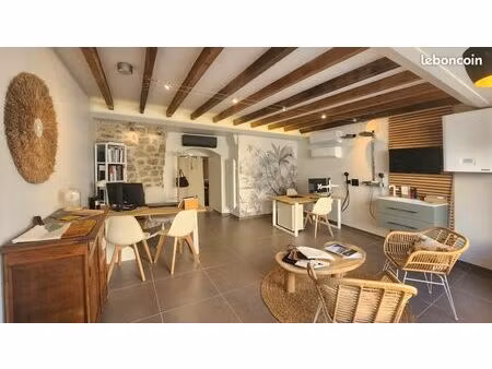 local 48 m² brindas