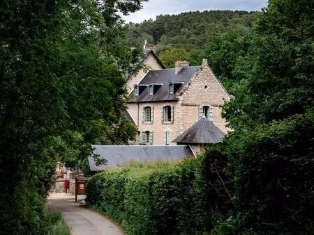 hôtel  hôtel  restaurant 830 m² saint-léonard-des-bois