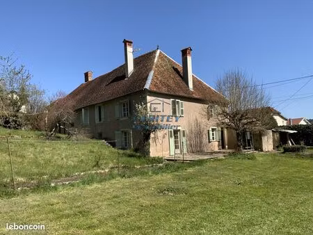 maison 6 pièces 186 m²