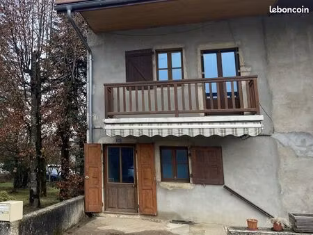 maison 4 pièces 65 m²