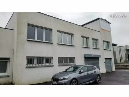 bureaux 154 m²