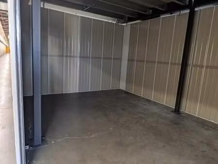 hangar 30 m² castelnau le lez