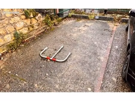 place extérieur à louer