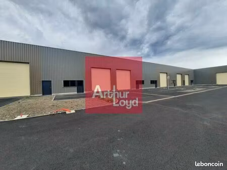 local d'activité 500 m²