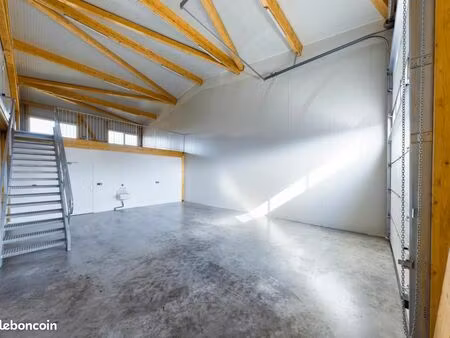 local d'activité 145 m²