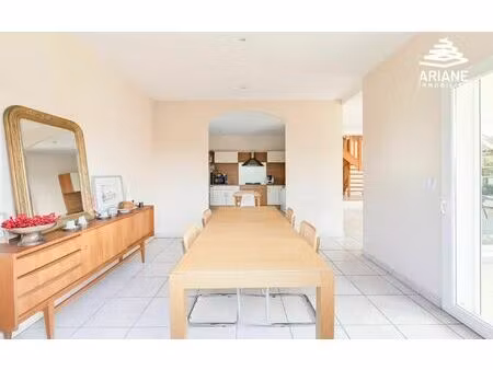 vente maison 8 pièces 193 m² francheville (69340)