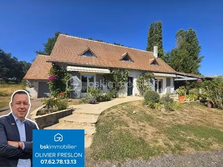 pavillon de 163 m² à devay