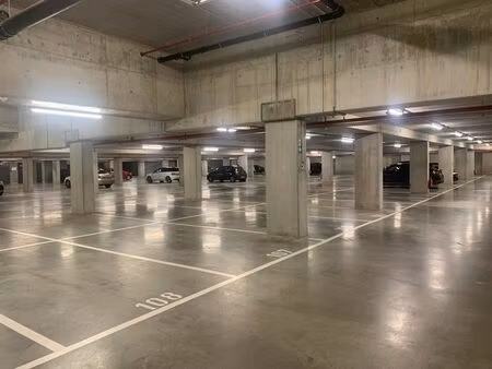 ondergrondse staanplaats nabij station turnhout