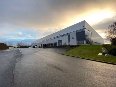 ensemble semi-industriel de 2400m²