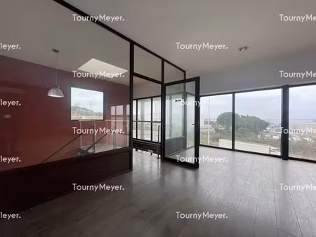 local d'activites a louer